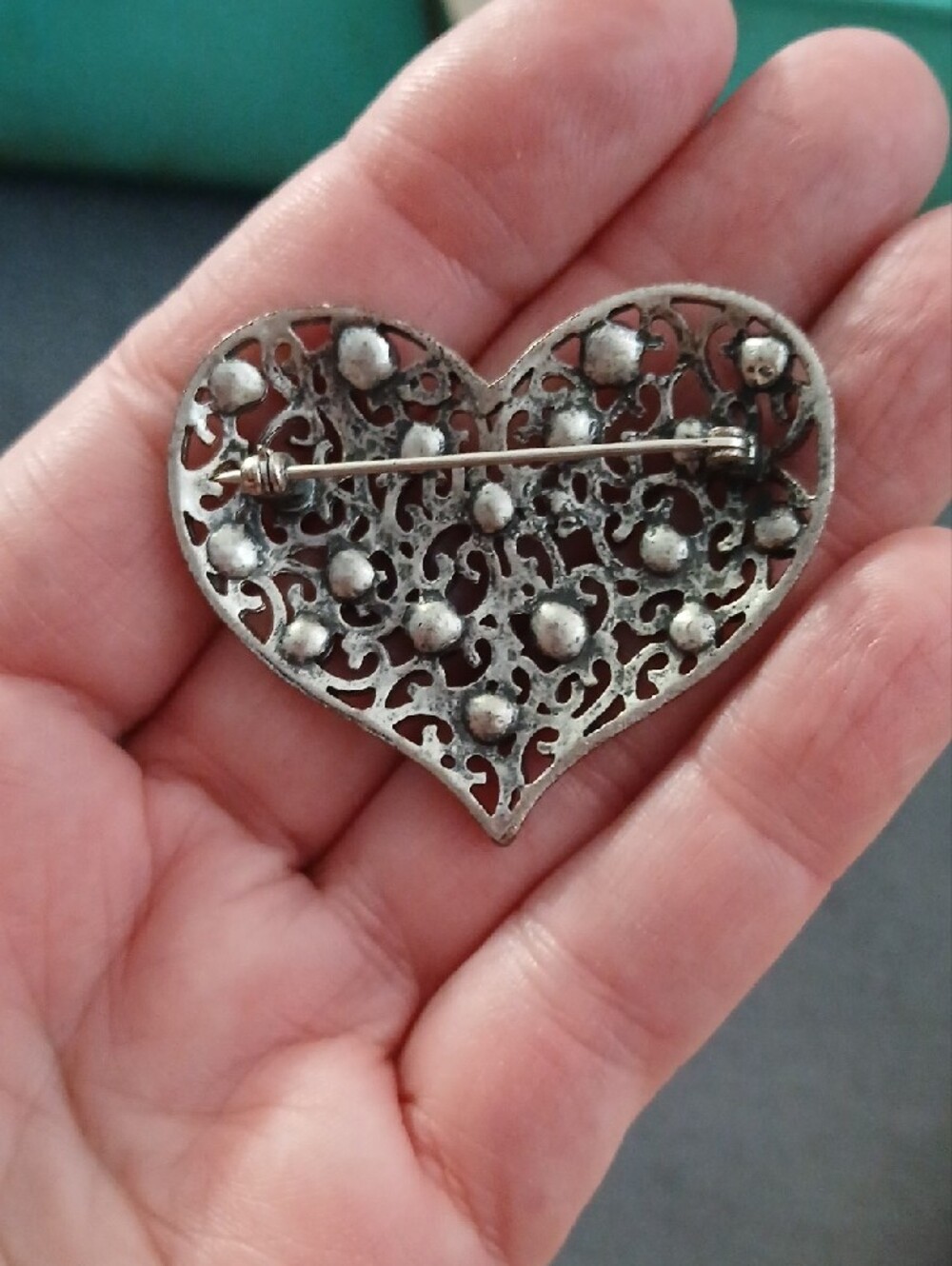 Heart Rhinestone Brooch - Picture 2 of 3